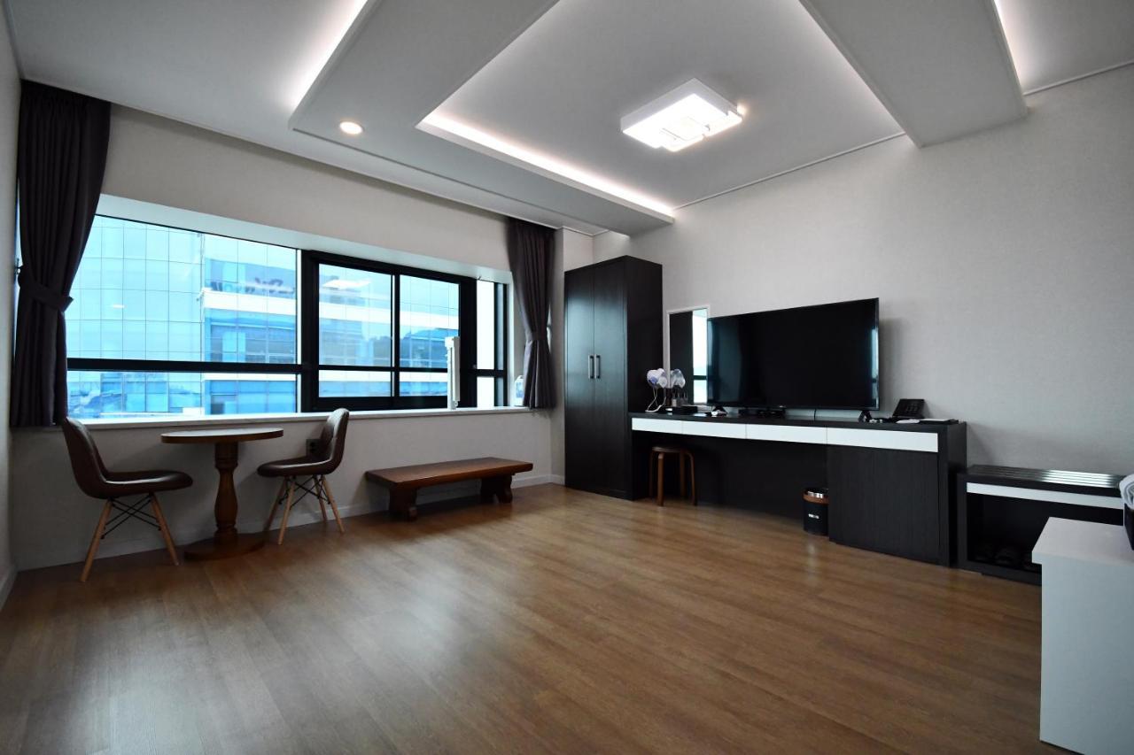 Hotel Wooin Mokpo Eksteriør bilde