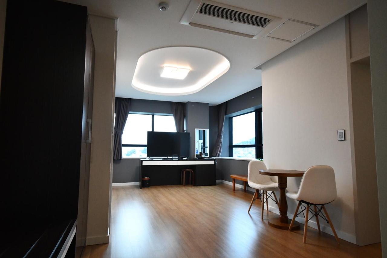 Hotel Wooin Mokpo Eksteriør bilde